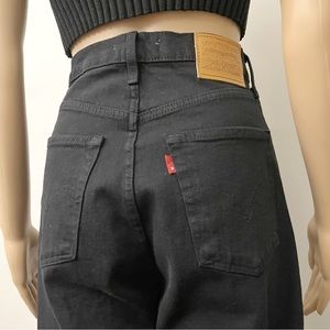 LEVI’s black high waisted Ribcage straight ankle Jeans/pants.Size28,small-medium